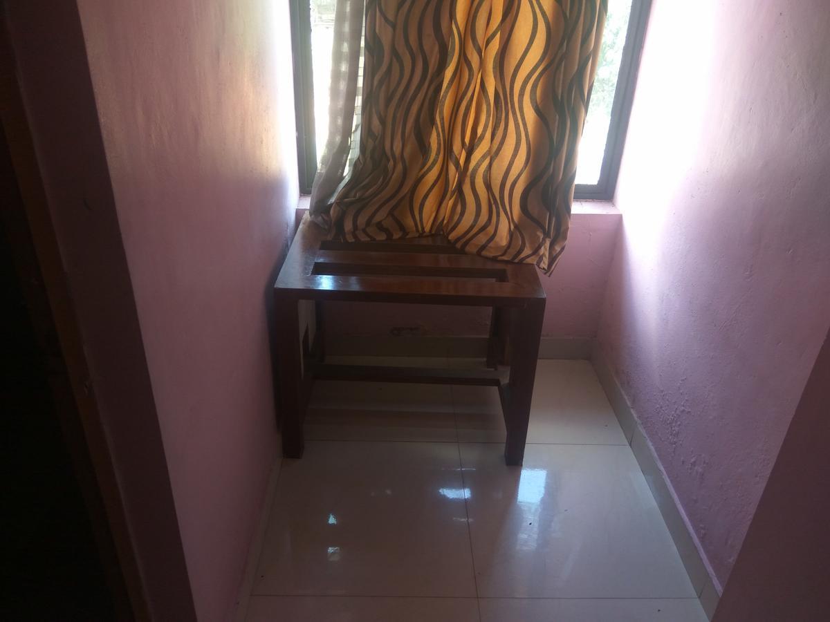 Hotel Malika Residency Ettumanoor Kültér fotó