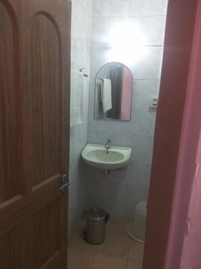 Hotel Malika Residency Ettumanoor Kültér fotó
