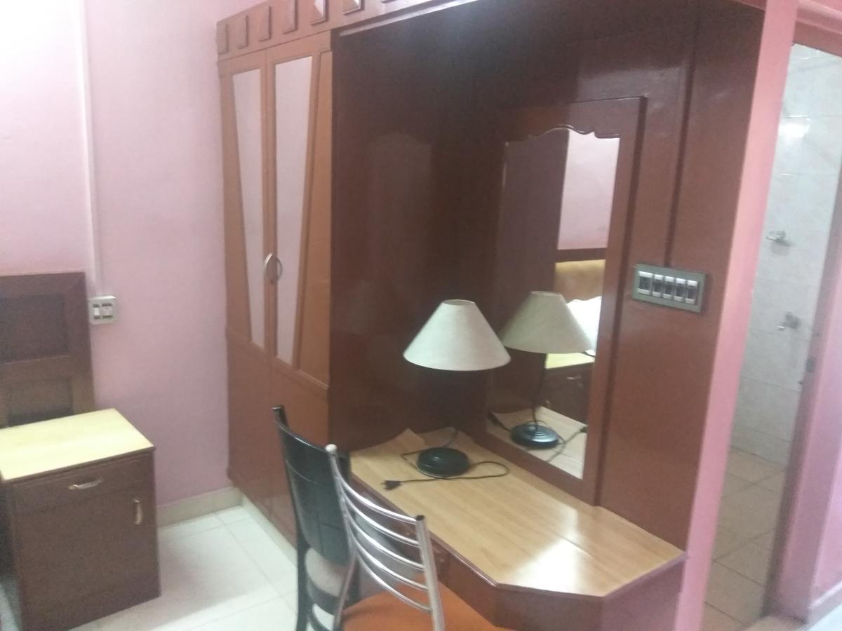 Hotel Malika Residency Ettumanoor Kültér fotó